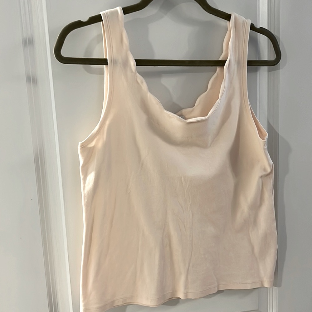 J crew pale pink scallop tank